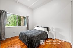 21A Manor Rd Hornsby NSW 2077 Australia