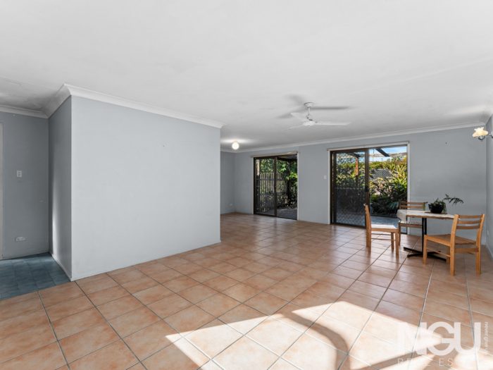 4 Wellington St Brassall QLD 4305 Australia