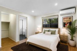 5 Aberfoyle Dr Deception Bay QLD 4508 Australia