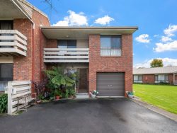 Unit 5/1 Alexandra Parade, Hamilton VIC 3300, Australia