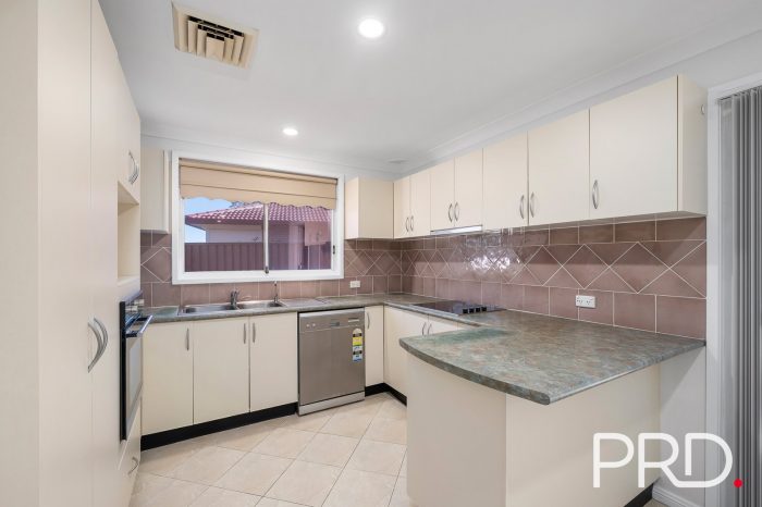 37 Amaroo St Bonnyrigg NSW 2177 Australia
