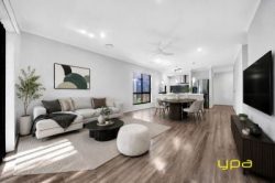 49 Avonbury Cct, Cranbourne West VIC 3977, Australia