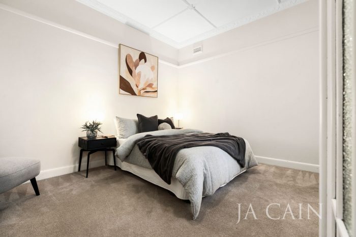 Unit 10/2B Hawsleigh Ave Balaclava VIC 3183 Australia