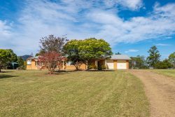 48 Irrawang Rd Gloucester NSW 2422 Australia