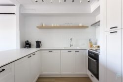 14/118 Mounts Bay Rd, Perth WA 6000, Australia