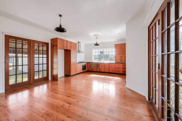 1 Bungaree Cl Bundaberg North QLD 4670 Australia