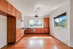 1 Bungaree Cl Bundaberg North QLD 4670 Australia