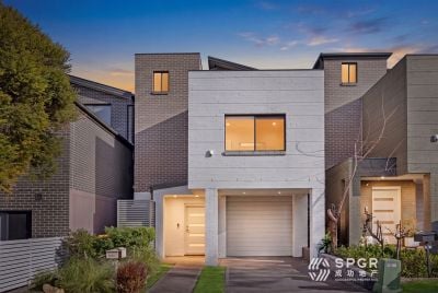 27 Burriang Way Pemulwuy NSW 2145 Australia