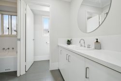 8 Bushlark Pl, Claremont Meadows NSW 2747, Australia