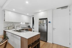 Unit 12/57 Carrington St Palmyra WA 6157 Australia