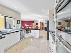 360 Carrolls Rd Mudgegonga VIC 3737 Australia