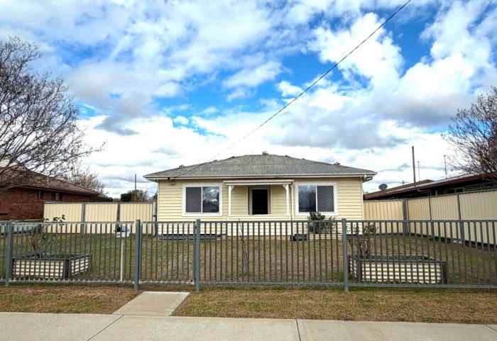 80 Cassilis St Coonabarabran NSW 2357 Australia