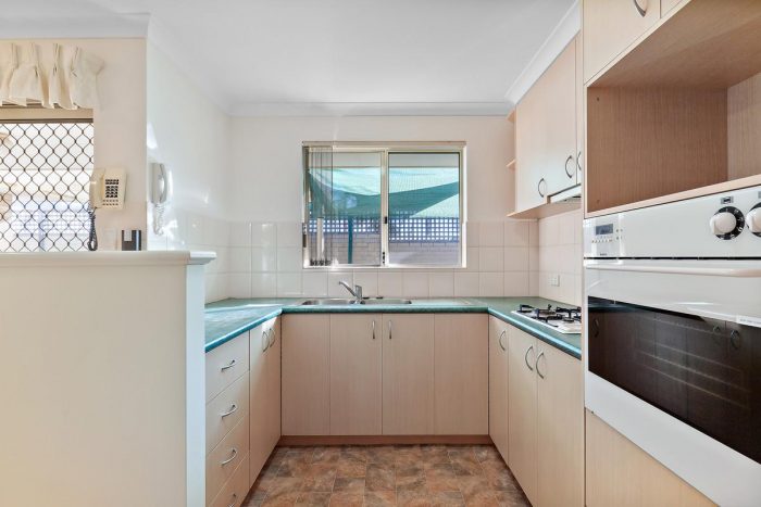 Unit 6/2 Cerberus Ave Parkwood WA 6147 Australia