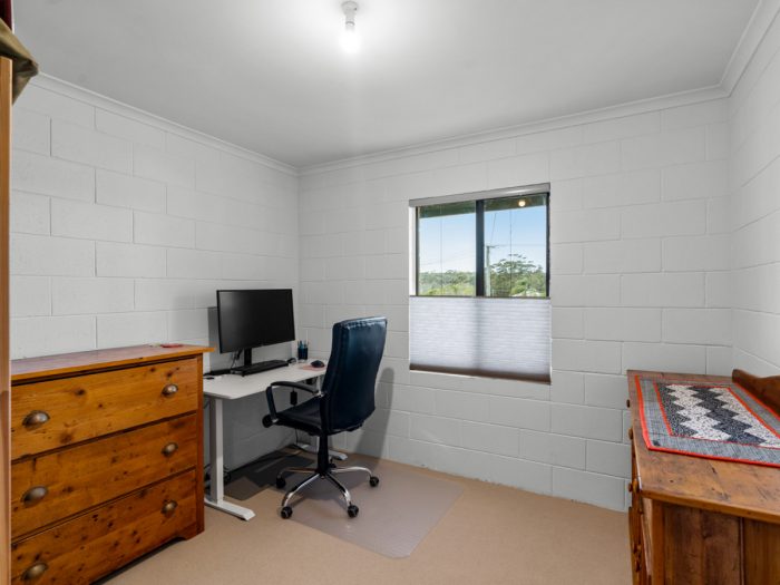 13 Torquay Dr Lake Tabourie NSW 2539 Australia