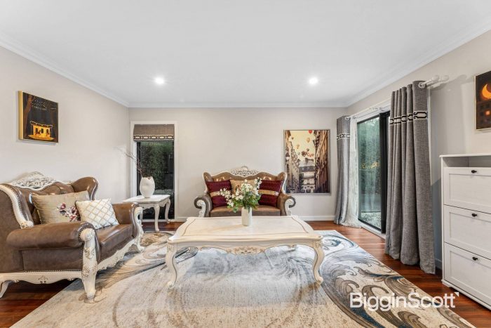 Unit 1/12 Jaques Grove Forest Hill VIC 3131 Australia