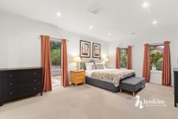 50-52 Dalry Ave Park Orchards VIC 3114 Australia