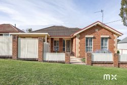 Unit 1/39 Dempster St West Wollongong NSW 2500 Australia