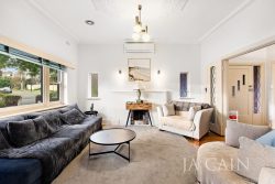 19 Dent St Glen Iris VIC 3146 Australia