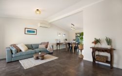 21 Dolphin Way Ulgarra WA 6714 Australia