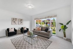 55 Stroud St, Balwyn VIC 3103, Australia