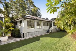 20 Fern Gully Pl Mooloolah Valley QLD 4553 Australia