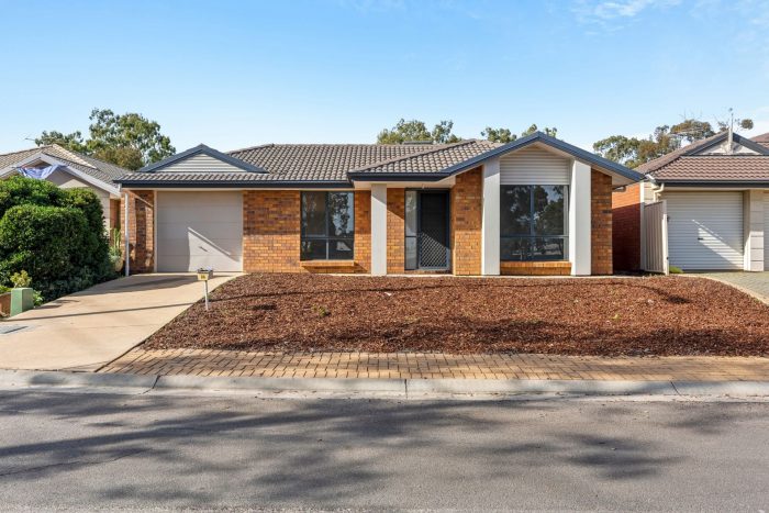 34 Gerald Blvd Davoren Park SA 5113 Australia