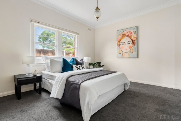 1 4/2 Glenarm Rd, Glen Iris VIC 3146, Australia