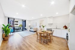 Unit 9/114 Great Western Hwy Westmead NSW 2145 Australia
