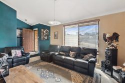 6 Grevillea Way Heathridge WA 6027 Australia