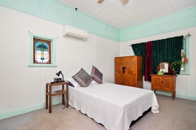 24 Hall St, Merewether NSW 2291, Australia