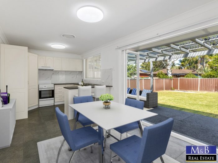 6 Hemsby St Doonside NSW 2767 Australia