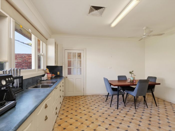19 Bolivar St, Terang VIC 3264, Australia