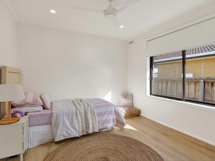 16 Sundale Rd, Warrnambool VIC 3280, Australia