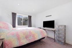 7 Kalulah Ave Gorokan NSW 2263 Australia