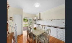10 Katta Ct Ashwood VIC 3147 Australia