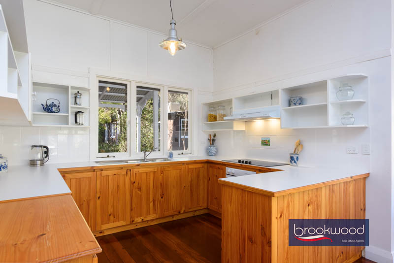 1445 Falls Rd Hovea WA 6071 Australia