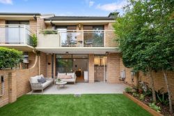 Unit 4/1 Links Ave Roseville NSW 2069 Australia