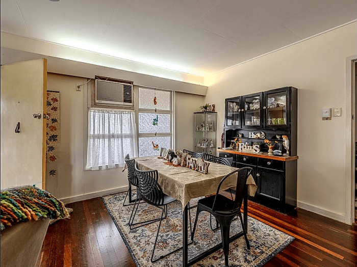 18 Bramston St Gladstone Central QLD 4680 Australia