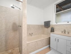 91 Mckebery St, Coleraine VIC 3315, Australia