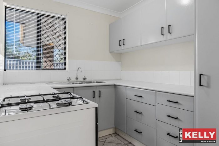 19 Meadowbank Terrace South Lake WA 6164 Australia