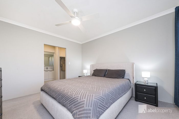 7 Midgegooroo St Ellenbrook WA 6069 Australia
