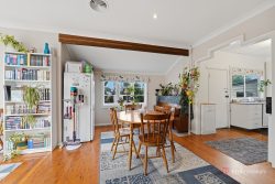 77 Mossman St Armidale NSW 2350 Australia