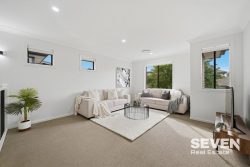 43 Murrayfield Ave North Kellyville NSW 2155 Australia