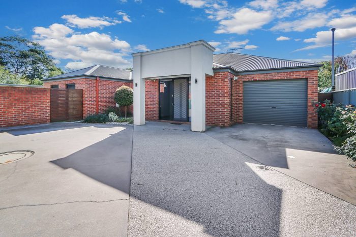 Unit 3/32 Bow St Corowa NSW 2646 Australia