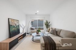 6 Pearson crt, Ballan VIC 3342, Australia