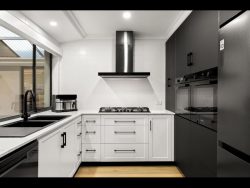 212 Peet Rd Roleystone WA 6111 Australia