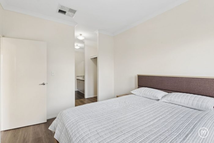 32 Maffina Parade Ellenbrook WA 6069 Australia