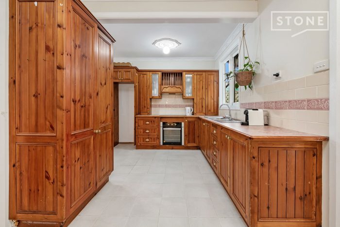37 Charles St Abermain NSW 2326 Australia