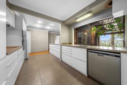 54 Panorama Cres Freemans Reach NSW 2756 Australia