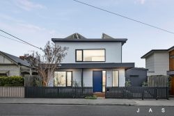 33 Regent St Yarraville VIC 3013 Australia